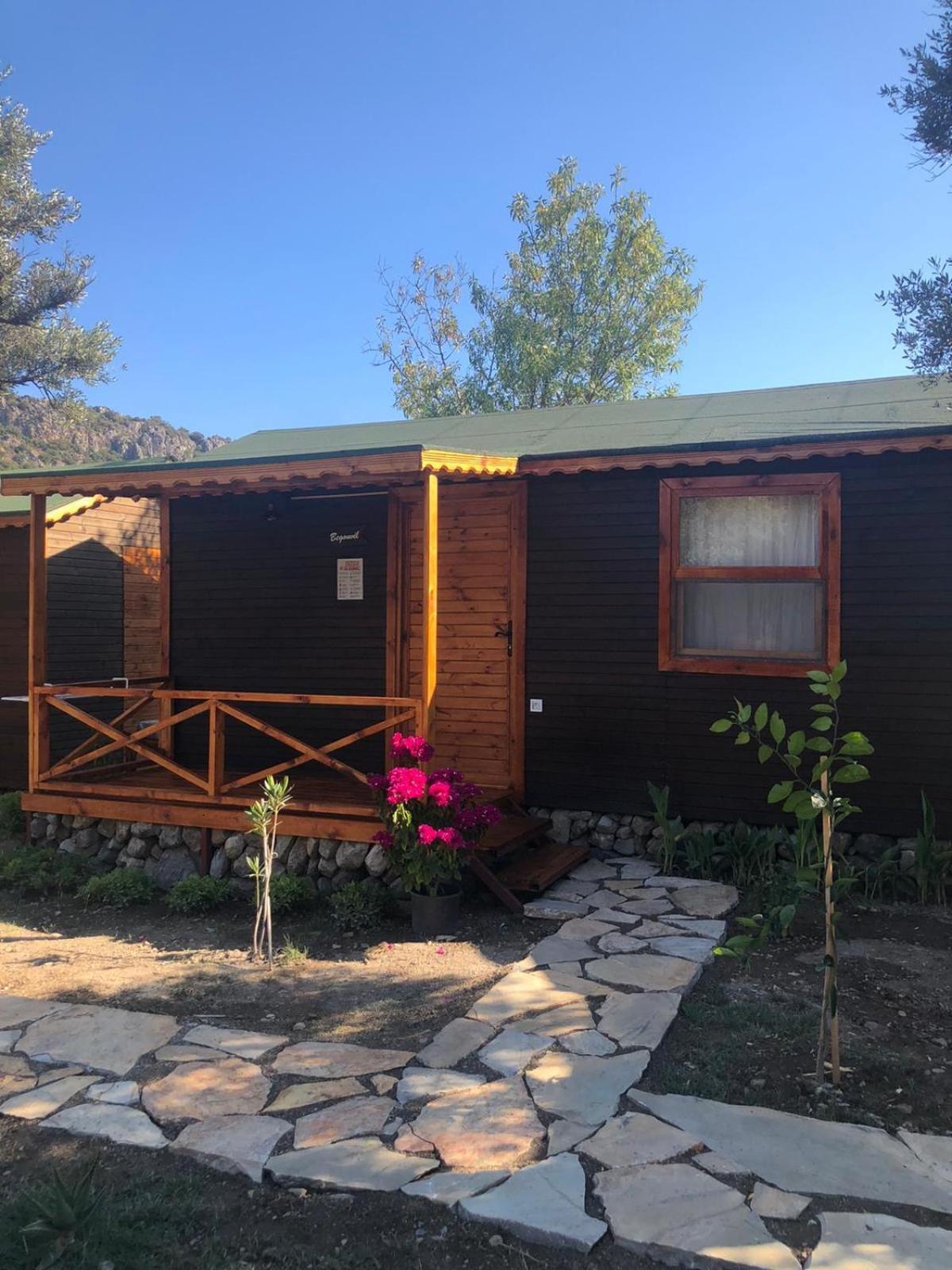 Suzi'Nin Bahcesi Bungalov Evler Datca Exterior photo